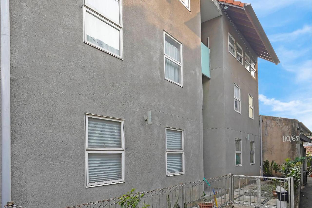 Spot On 91394 Pondok Paskal Syariah Bandung Exterior photo